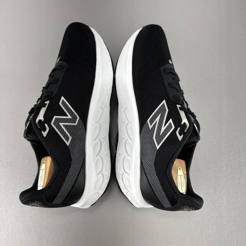 New Balance Fresh Foam 520 V9 Womens Running Shoes Sz 9 Cushioned Comfort Sleek